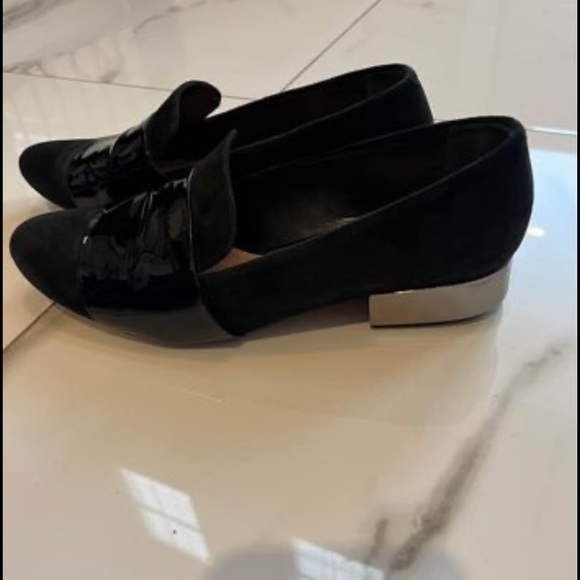 Schutz black flats - Picture 2 of 4